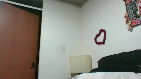 Snapshot of kimmy_kimmy_ chatting on February 20, 2025, 12:30 am Kimmy online show from February 20, 2025, 12:30 am