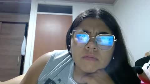 Snapshot of kimmy_kimmy_ chatting on October 13, 2025, 3:28 am Kimmy online show from October 13, 2025, 3:28 am