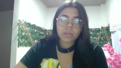 Snapshot of kimmy_kimmy_ chatting on December 3, 2025, 2:19 am Kimmy online show from December 3, 2025, 2:19 am