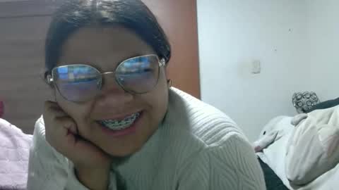 Snapshot of kimmy_kimmy_ chatting on December 18, 2025, 2:50 am Kimmy online show from December 18, 2025, 2:50 am