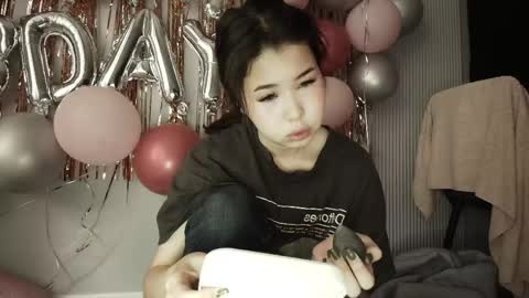 Kimi online show from June 5, 2026, 3:24 am