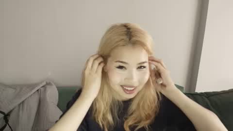 Kimi online show from June 23, 2026, 3:26 am