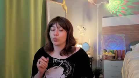 kina_ka online show from May 28, 2026, 7:44 pm