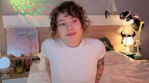 kina_ka online show from June 25, 2026, 5:12 am