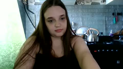 kind_emma850106 online show from July 23, 2026, 12:14 pm