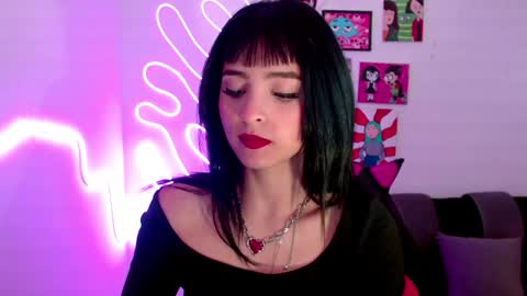 Snapshot of kind_scarlett chatting on January 29, 2025, 1:05 am Kind Scarlett online show from January 29, 2025, 1:05 am