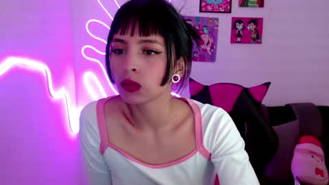 Snapshot of kind_scarlett chatting on January 30, 2025, 3:44 am Kind Scarlett online show from January 30, 2025, 3:44 am