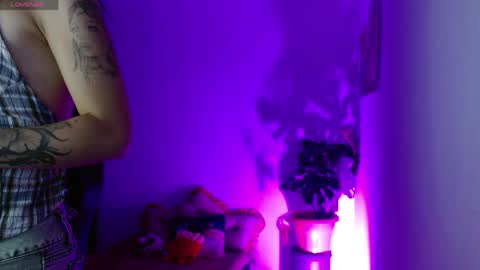 Snapshot of kind_scarlett chatting on May 28, 2026, 10:51 pm Kind Scarlett online show from May 28, 2026, 10:51 pm
