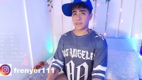 Snapshot of king_azahell chatting on January 26, 2025, 3:17 am king help me reach 100 likes online show from January 26, 2025, 3:17 am