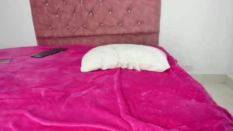    KING     online show from February 13, 2025, 10:00 pm