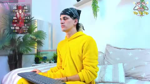 Snapshot of king_voy chatting on September 15, 2025, 8:20 pm king voy online show from September 15, 2025, 8:20 pm