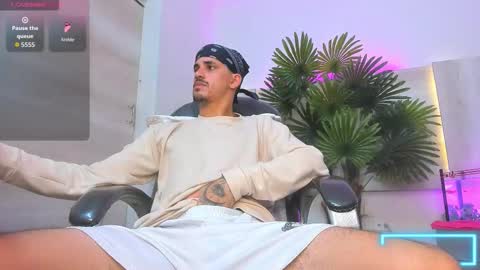 Snapshot of king_voy chatting on October 5, 2025, 7:56 pm king voy online show from October 5, 2025, 7:56 pm