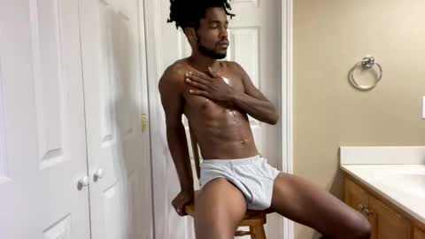 Snapshot of kingalmighty01 chatting on September 23, 2025, 7:44 am King Almighty01 online show from September 23, 2025, 7:44 am