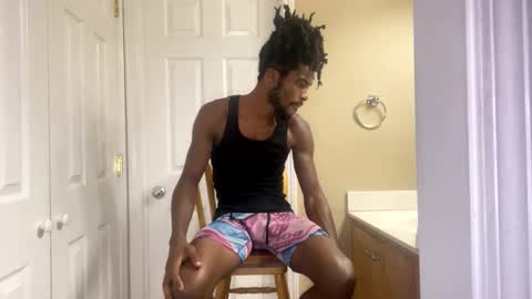 Snapshot of kingalmighty01 chatting on October 4, 2025, 12:08 am King Almighty01 online show from October 4, 2025, 12:08 am