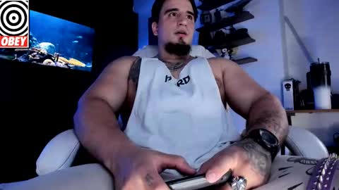 King Bear online show from November 17, 2025, 8:58 pm