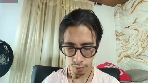 Snapshot of kingdanny_8 chatting on March 1, 2026, 11:40 pm kingdanny_8 online show from March 1, 2026, 11:40 pm