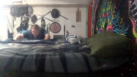 Snapshot of kingdawgg77 chatting on June 22, 2026, 4:42 am Jerry online show from June 22, 2026, 4:42 am