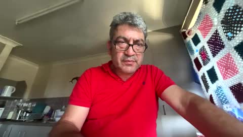 Snapshot of kingkock1717 chatting on November 17, 2025, 4:18 am kingkock1717 online show from November 17, 2025, 4:18 am