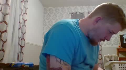 Snapshot of kingpimpdaddy69 chatting on January 19, 2025, 4:44 am Kingpimpdaddy online show from January 19, 2025, 4:44 am