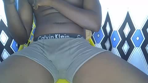 kingpin020 online show from April 12, 2026, 7:35 am