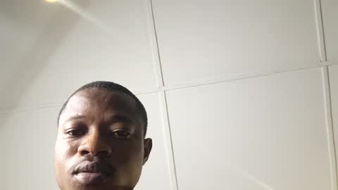 Snapshot of kingroy9 chatting on July 21, 2026, 7:43 am kingroy9 online show from July 21, 2026, 7:43 am