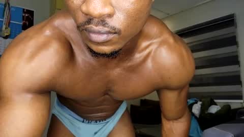Snapshot of kingroy9 chatting on July 25, 2026, 7:33 pm kingroy9 online show from July 25, 2026, 7:33 pm