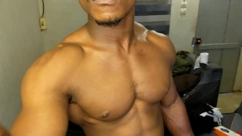 Snapshot of kingroy9 chatting on July 26, 2026, 10:33 am kingroy9 online show from July 26, 2026, 10:33 am