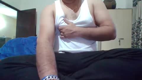 Kingsizelife1 online show from February 3, 2025, 12:36 pm