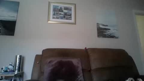 Snapshot of kingwillywoo chatting on January 7, 2025, 10:11 am Cynthia Pvc lips online show from January 7, 2025, 10:11 am