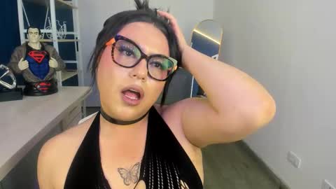 Snapshot of kink__angell chatting on October 11, 2025, 2:26 pm kink__angell online show from October 11, 2025, 2:26 pm