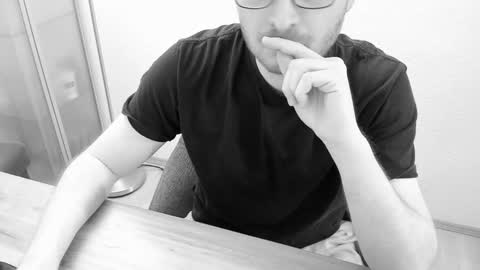 kinksubbydubby online show from November 4, 2025, 6:07 pm