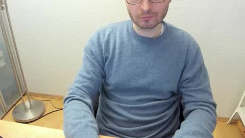 Snapshot of kinksubbydubby chatting on February 4, 2026, 8:47 pm kinksubbydubby online show from February 4, 2026, 8:47 pm