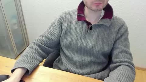 Snapshot of kinksubbydubby chatting on February 16, 2026, 9:33 pm kinksubbydubby online show from February 16, 2026, 9:33 pm