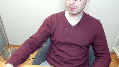 Snapshot of kinksubbydubby chatting on February 24, 2026, 8:07 pm kinksubbydubby online show from February 24, 2026, 8:07 pm