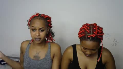 Cupshee and cushey online show from September 17, 2025, 1:24 pm