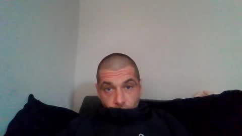 kinkycouple147 online show from April 2, 2026, 5:21 pm