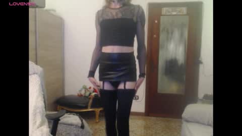 Anya online show from October 2, 2025, 11:12 pm