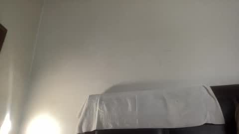 Kinkyguy323232 online show from December 23, 2024, 8:00 am