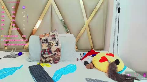 Snapshot of kinkyhousewifee_ chatting on February 9, 2025, 6:26 pm MISS RYN online show from February 9, 2025, 6:26 pm