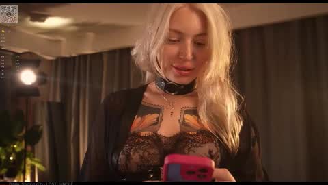 kinkylina_ online show from October 5, 2025, 2:26 pm