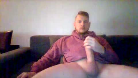 Snapshot of kinkylionboy chatting on February 24, 2025, 7:52 pm kinkylionboy online show from February 24, 2025, 7:52 pm