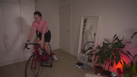 Snapshot of kinkyorange_ chatting on December 22, 2024, 3:44 pm Mary the Soulmate online show from December 22, 2024, 3:44 pm