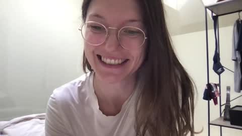 Snapshot of kinkyorange_ chatting on January 9, 2025, 12:19 pm Mary the Soulmate online show from January 9, 2025, 12:19 pm