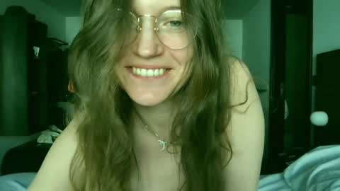 Snapshot of kinkyorange_ chatting on January 25, 2025, 10:19 am Mary the Soulmate online show from January 25, 2025, 10:19 am