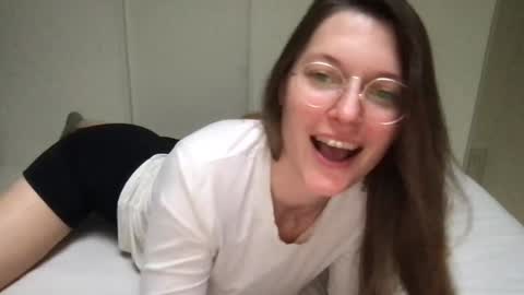 Snapshot of kinkyorange_ chatting on February 1, 2025, 5:05 pm Mary the Soulmate online show from February 1, 2025, 5:05 pm