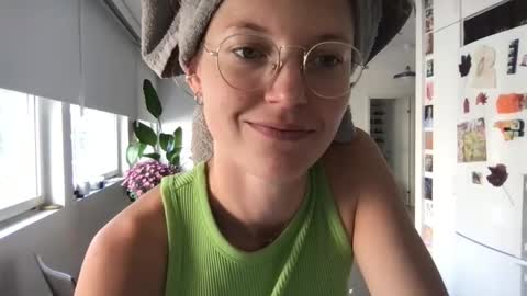 Snapshot of kinkyorange_ chatting on September 9, 2025, 9:31 am Mary the Soulmate online show from September 9, 2025, 9:31 am