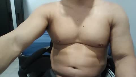 Snapshot of kinkytony1 chatting on October 1, 2025, 10:49 pm kinkytony1 online show from October 1, 2025, 10:49 pm