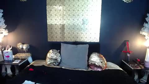 Snapshot of kinkyy_mom chatting on April 28, 2026, 4:23 pm kinkyy_mom online show from April 28, 2026, 4:23 pm