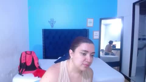 kinkyy_redhead online show from November 17, 2025, 1:39 pm