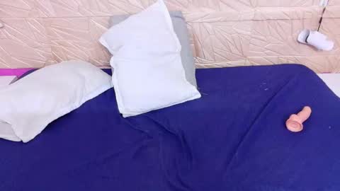 kinkyy_redhead online show from May 11, 2026, 2:45 pm